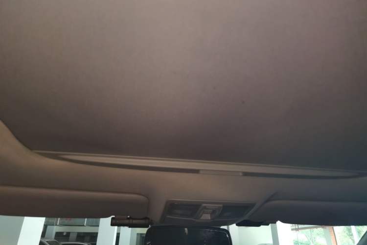 Used Kia Sportage R 2015 2.0L Automatic Two-Wheel Drive DLX Model Headliner
