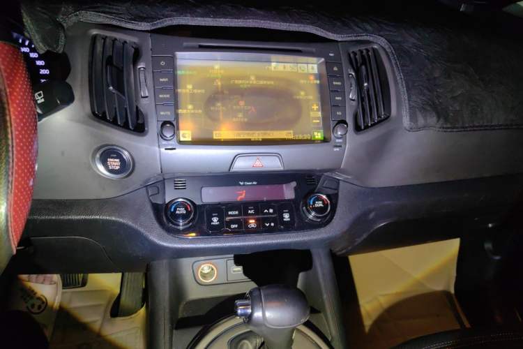 Used Kia Sportage R 2015 2.0L Automatic Two-Wheel Drive GLS Audio And AC Panel