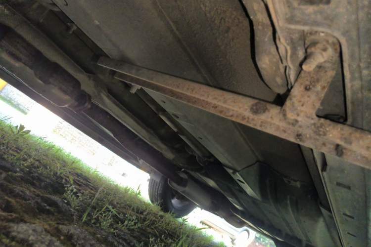 Used Kia Sportage R 2015 2.0L Automatic Two-Wheel Drive DLX Model Chassis Front Left