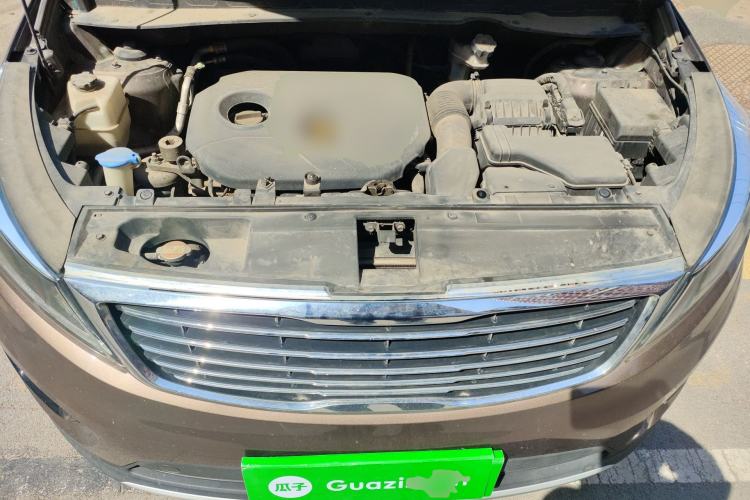 Used Kia Sportage R 2015 2.0L Automatic Two-Wheel Drive DLX Model Engine Bay