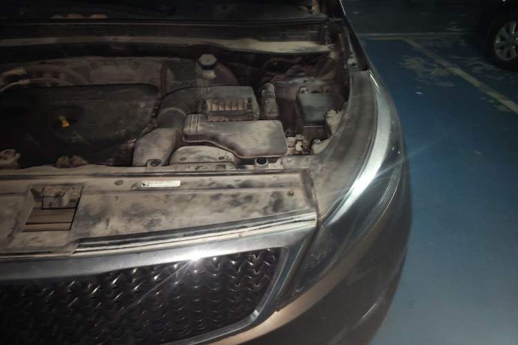 Used Kia Sportage R 2015 2.0L Automatic Two-Wheel Drive GL Engine Bay Left