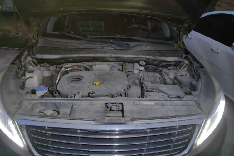 Used Kia Sportage R 2015 2.0L Automatic Two-Wheel Drive GLS Engine Bay