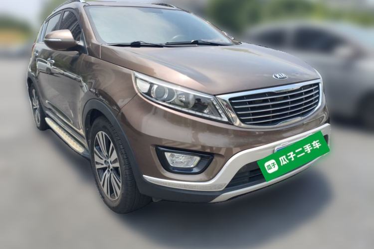 Used Kia Sportage R 2015 2.0L Automatic Two-Wheel Drive GLS Front Right 45 Deg