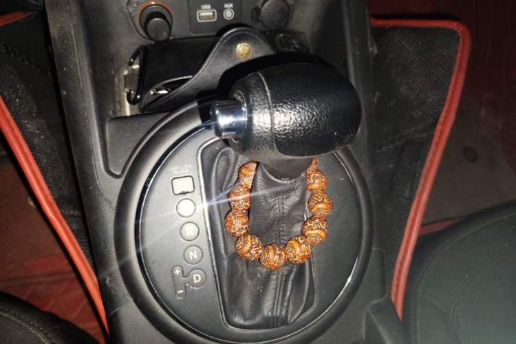 Used Kia Sportage R 2015 2.0L Automatic Two-Wheel Drive GL Gear Lever