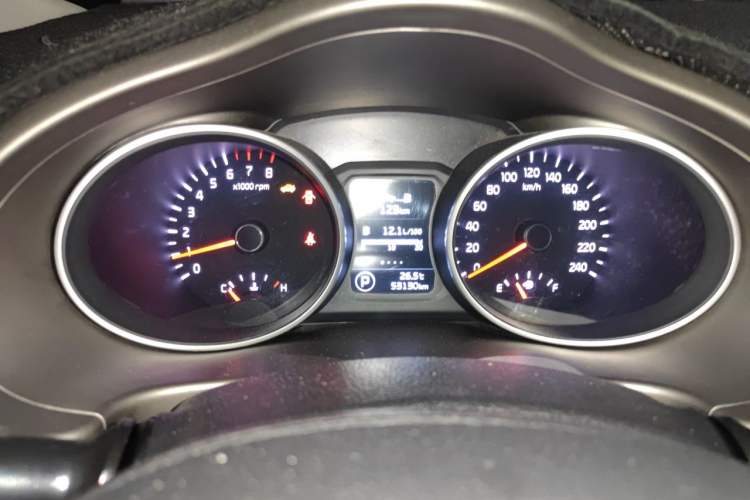 Used Kia Sportage R 2015 2.0L Automatic Two-Wheel Drive DLX Model Instrument Cluster