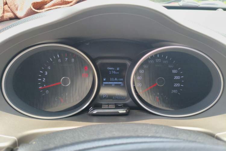 Used Kia Sportage R 2015 2.0L Automatic Two-Wheel Drive GLS Instrument Cluster