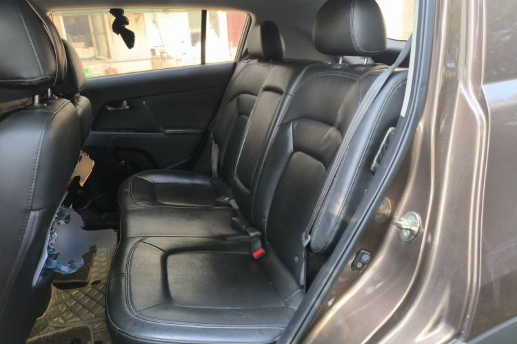 Used Kia Sportage R 2015 2.0L Automatic Two-Wheel Drive DLX Model Left Rear Seat