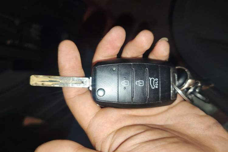 Used Kia Sportage R 2015 2.0L Automatic Two-Wheel Drive GL Vehicle Key