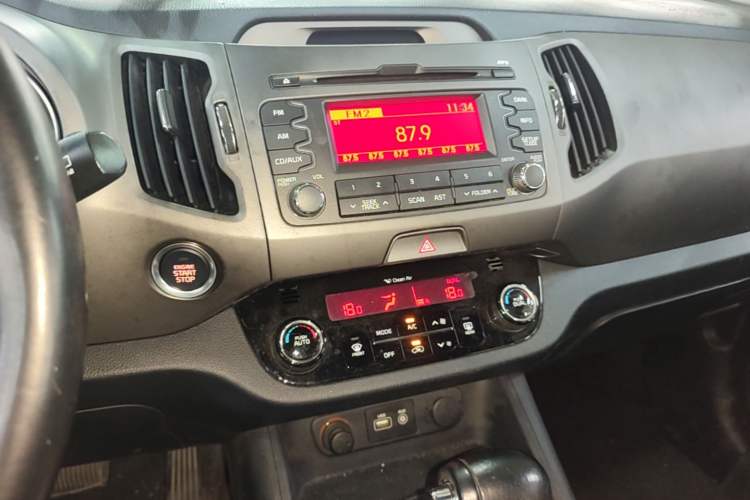 Used Kia Sportage R 2015 2.0L Automatic Two-Wheel Drive GLS Audio And AC Panel