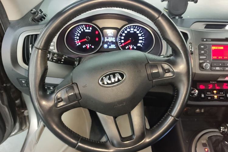 Used Kia Sportage R 2015 2.0L Automatic Two-Wheel Drive GLS Steering Wheel