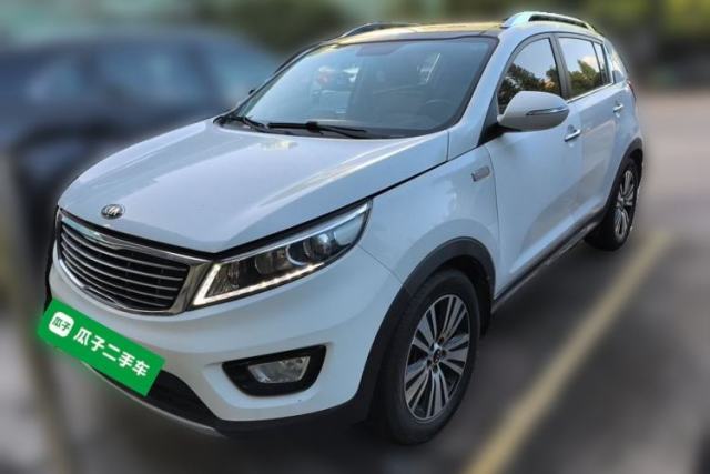 Ojetý Kia Sportage R 2015 2.0L Automatic Two-Wheel Drive DLX Model