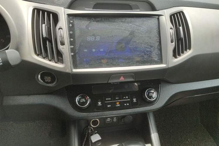Used Kia Sportage R 2015 2.0L Automatic Two-Wheel Drive GLS Audio And AC Panel