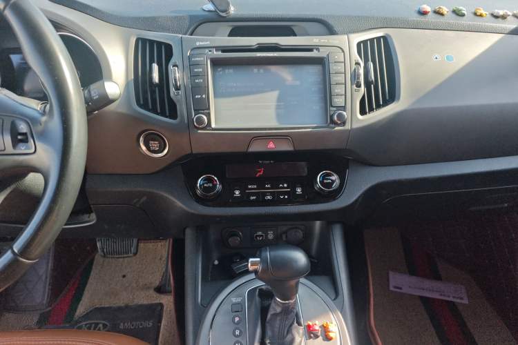 Used Kia Sportage R 2015 2.0L Automatic Two-Wheel Drive GLS Audio And AC Panel