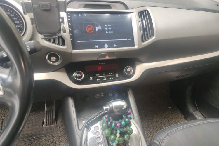 Used Kia Sportage R 2015 2.0L Automatic Two-Wheel Drive DLX Model Audio And AC Panel