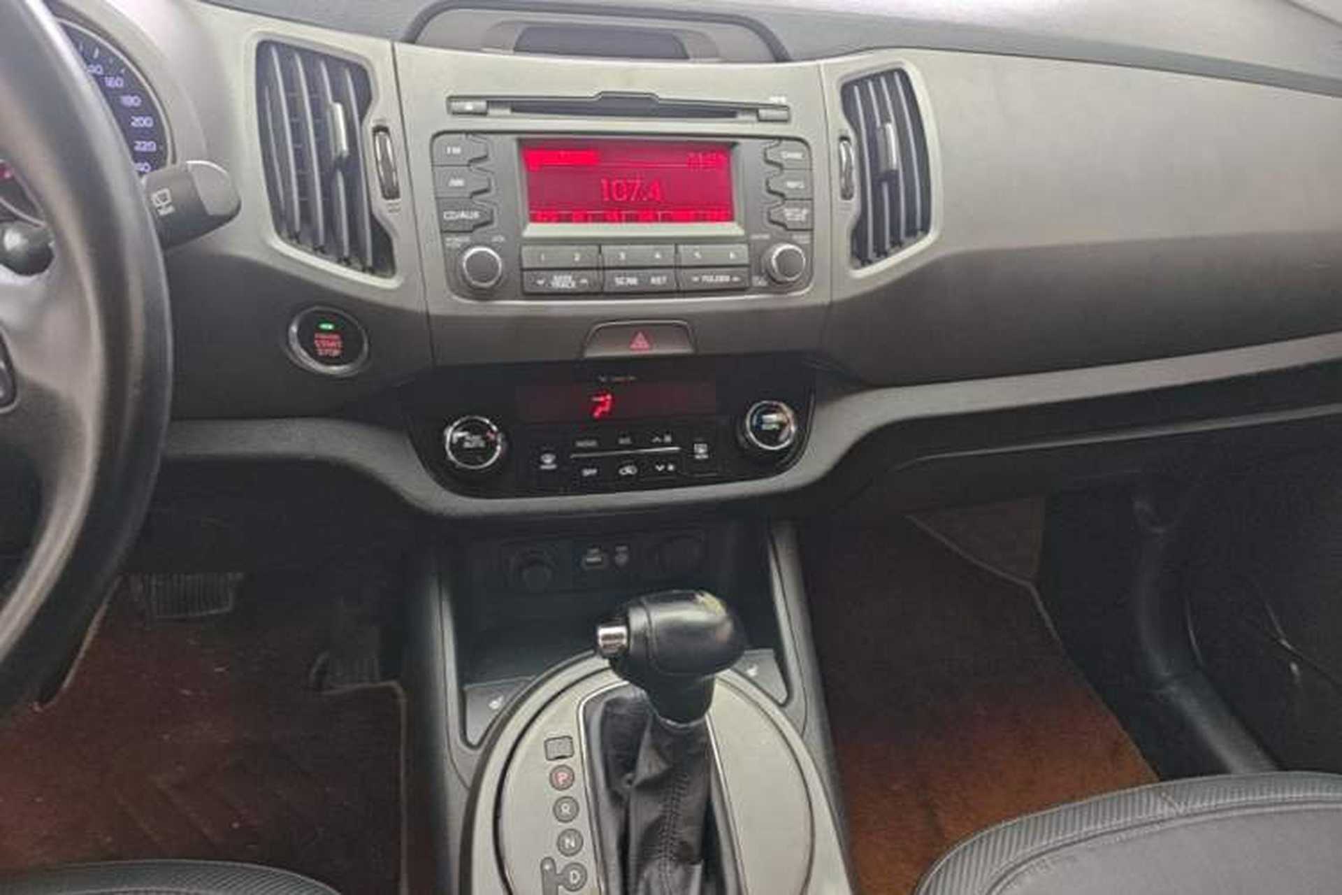 Used Kia Sportage R 2015 2.0L Automatic Two-Wheel Drive DLX Model Audio And AC Panel