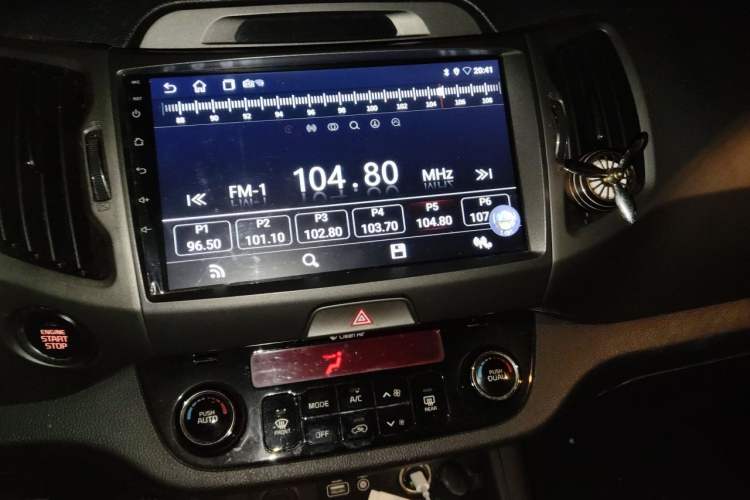 Used Kia Sportage R 2015 2.0L Automatic Two-Wheel Drive DLX Model Audio And AC Panel