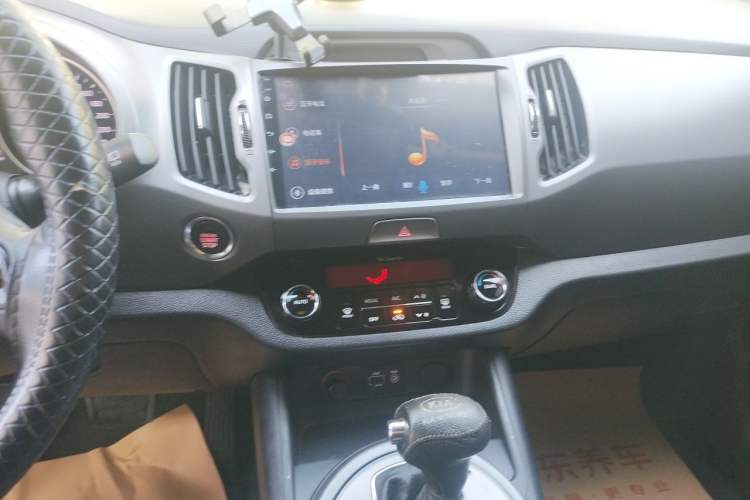 Used Kia Sportage R 2015 2.0L Automatic Two-Wheel Drive GLS Audio And AC Panel