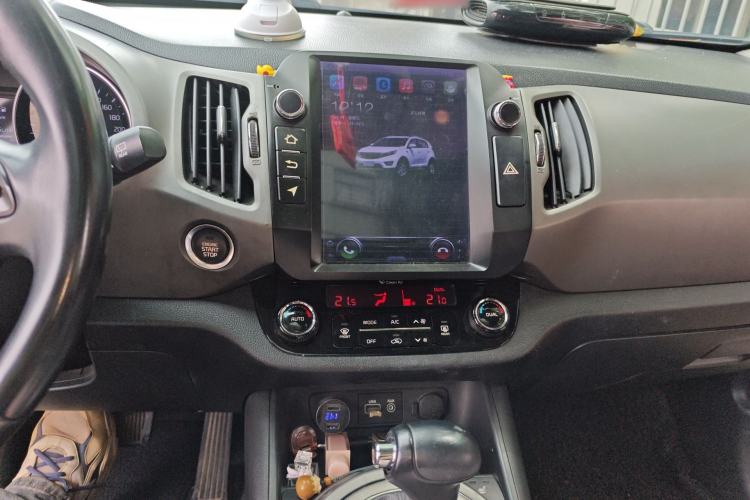 Used Kia Sportage R 2015 2.0L Automatic Two-Wheel Drive DLX Model Audio And AC Panel