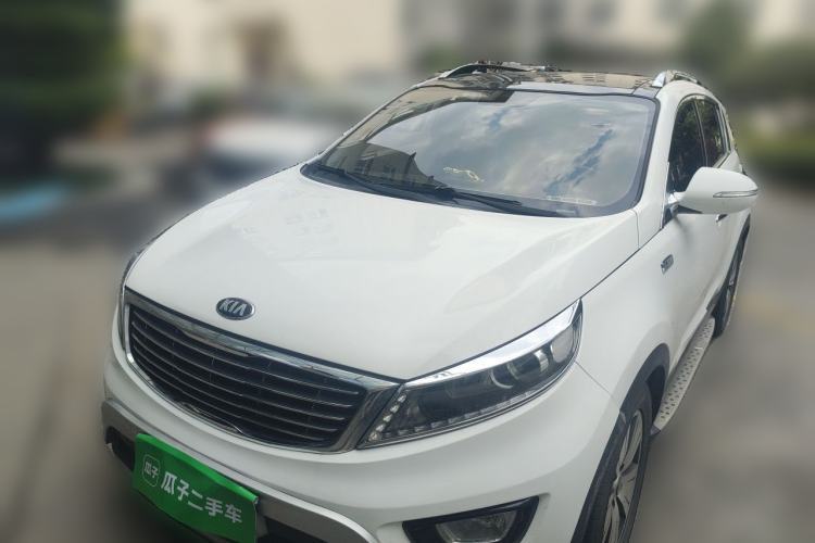 Used Kia Sportage R 2015 2.0L Automatic Two-Wheel Drive DLX Model Guazi used car, China used car export, Used car for sale, Used cars, Cheapest cars for sale