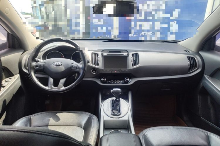 Used Kia Sportage R 2015 2.0L Automatic Two-Wheel Drive DLX Model Center Console