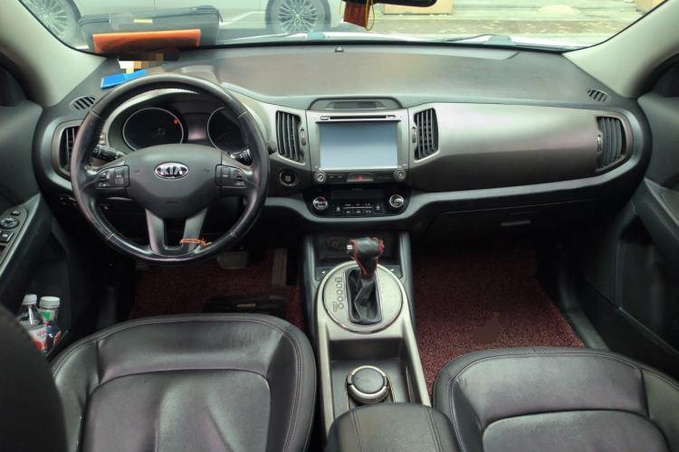 Used Kia Sportage R 2015 2.0L Automatic 2WD Premium Edition Center Console
