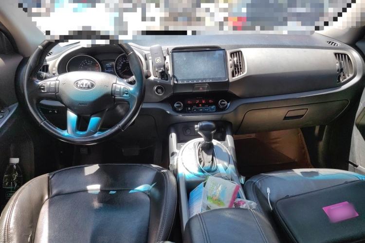Used Kia Sportage R 2015 2.0L Automatic Two-Wheel Drive DLX Model Center Console