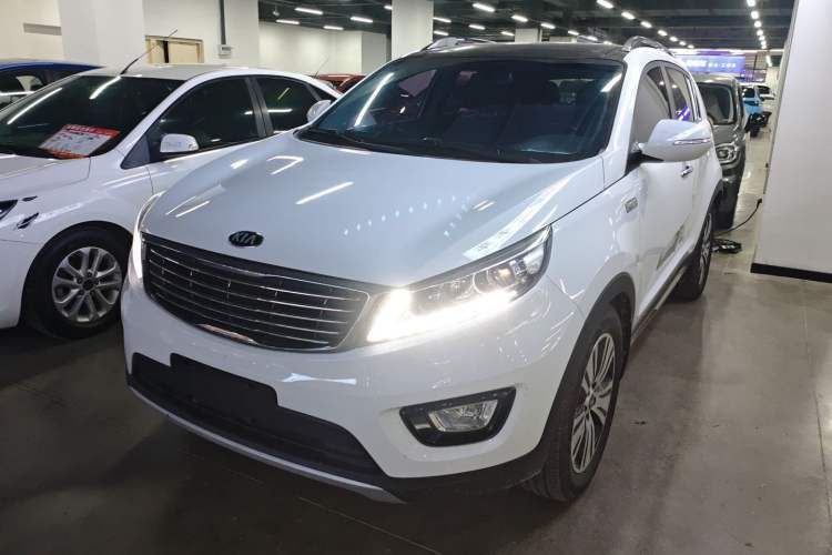 Used Kia Sportage R 2015 2.0L Automatic Two-Wheel Drive DLX Model Guazi used car, China used car export, Used car for sale, Used cars, Cheapest cars for sale