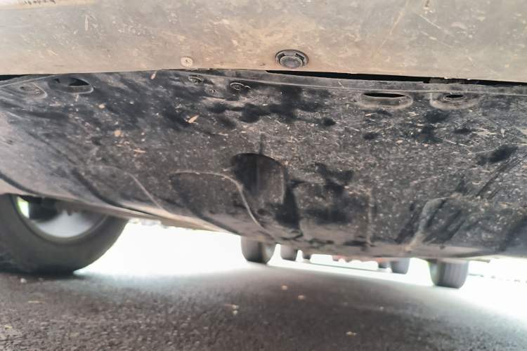 Used Kia Sportage R 2015 2.0L Automatic Two-Wheel Drive DLX Model Chassis Front