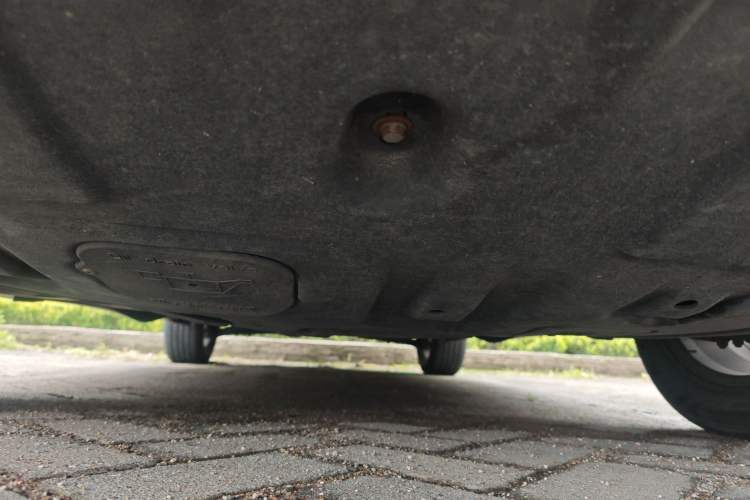 Used Kia Sportage R 2015 2.0L Automatic Two-Wheel Drive GLS Chassis Front