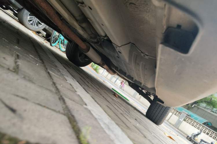 Used Kia Sportage R 2015 2.0L Automatic Two-Wheel Drive DLX Model Chassis Front Left
