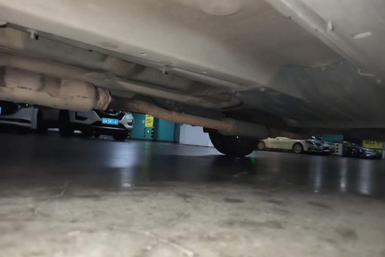Used Kia Sportage R 2015 2.0L Automatic Two-Wheel Drive GLS Chassis Front Left