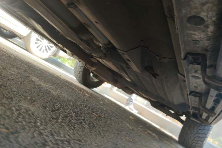 Used Kia Sportage R 2015 2.0L Automatic Two-Wheel Drive DLX Model Chassis Front Left