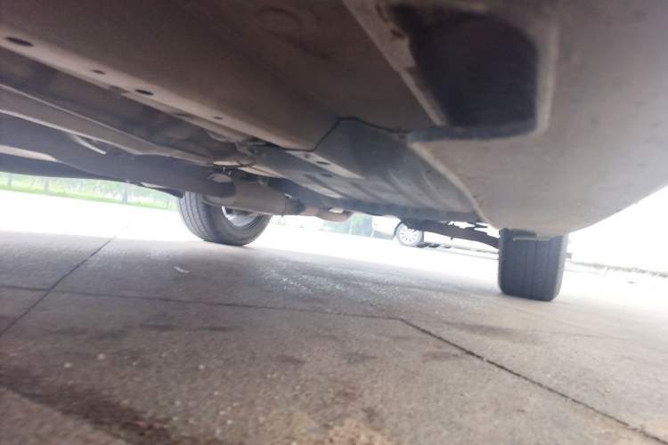 Used Kia Sportage R 2015 2.0L Automatic Two-Wheel Drive DLX Model Chassis Front Left