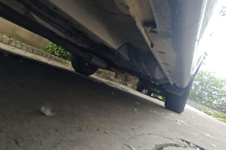 Used Kia Sportage R 2015 2.0L Automatic Two-Wheel Drive DLX Model Chassis Front Left