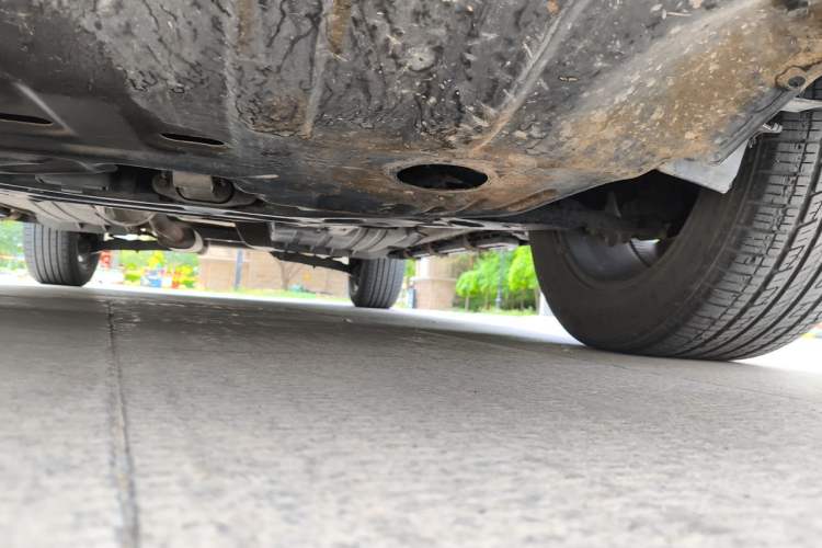 Used Kia Sportage R 2015 2.0L Automatic Two-Wheel Drive DLX Model Chassis Front Left