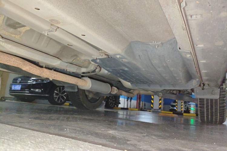 Used Kia Sportage R 2015 2.0L Automatic Two-Wheel Drive DLX Model Chassis Front Left