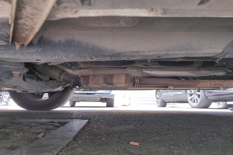 Used Kia Sportage R 2015 2.0L Automatic Two-Wheel Drive DLX Model Chassis Front Left