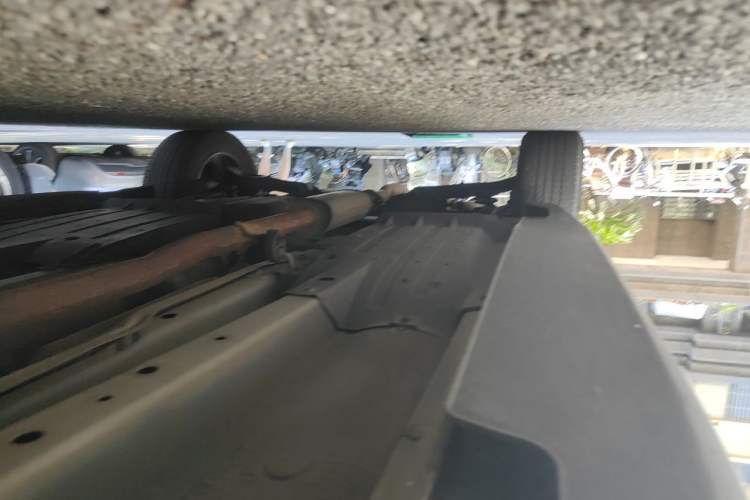 Used Kia Sportage R 2015 2.0L Automatic Two-Wheel Drive DLX Model Chassis Front Right