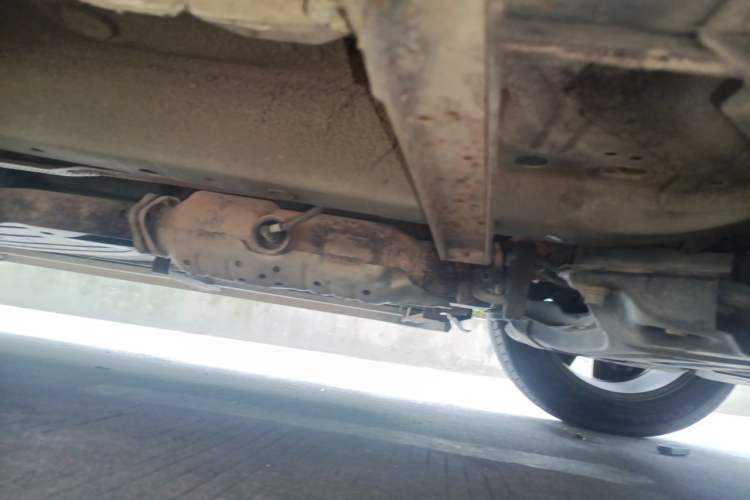 Used Kia Sportage R 2015 2.0L Automatic Two-Wheel Drive DLX Model Chassis Front Right