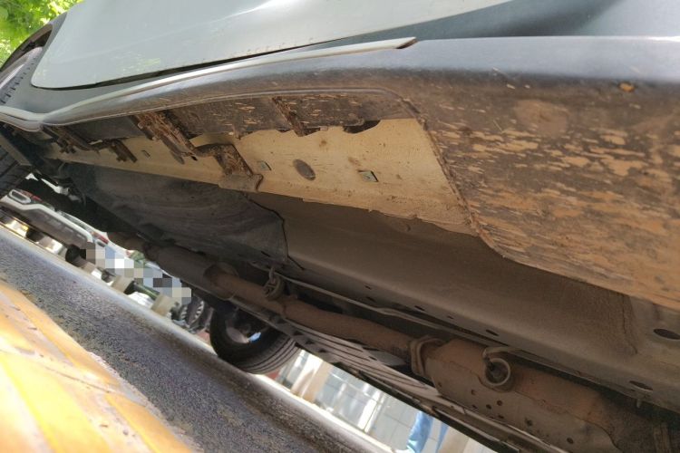 Used Kia Sportage R 2015 2.0L Automatic Two-Wheel Drive DLX Model Chassis Front Right