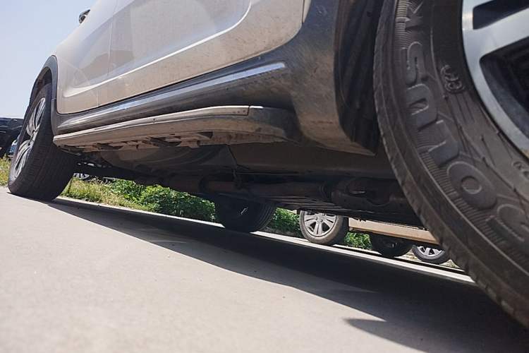 Used Kia Sportage R 2015 2.0L Automatic Two-Wheel Drive DLX Model Chassis Front Right