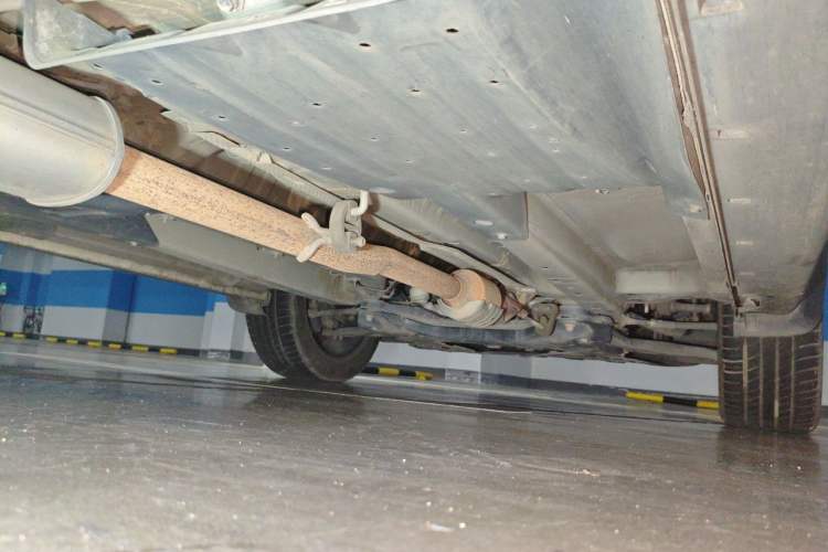 Used Kia Sportage R 2015 2.0L Automatic Two-Wheel Drive DLX Model Chassis Rear Right