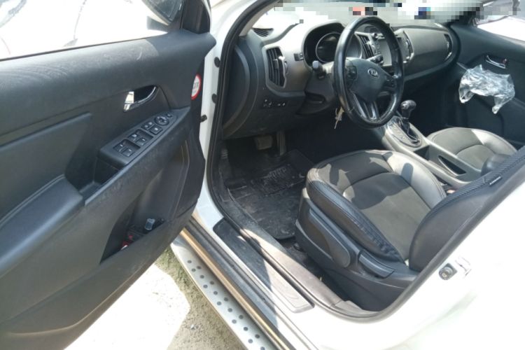Used Kia Sportage R 2015 2.0L Automatic Two-Wheel Drive DLX Model Driver Seat