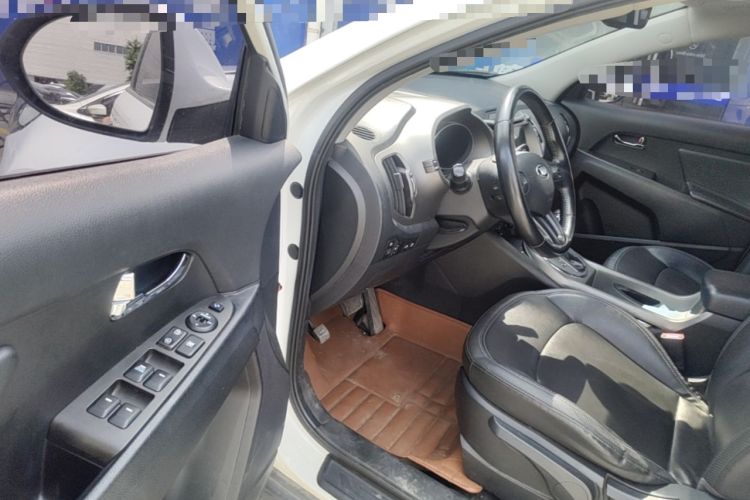 Used Kia Sportage R 2015 2.0L Automatic Two-Wheel Drive DLX Model Driver Seat