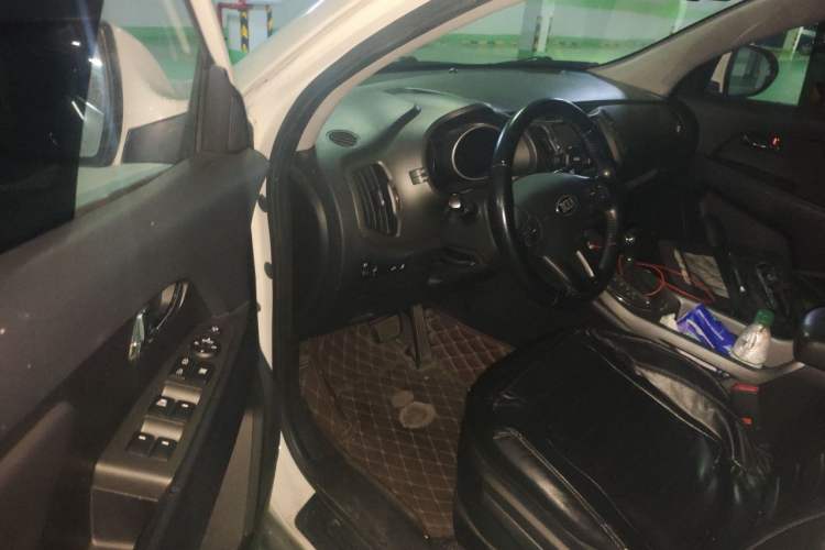Used Kia Sportage R 2015 2.0L Automatic Two-Wheel Drive GLS Driver Seat