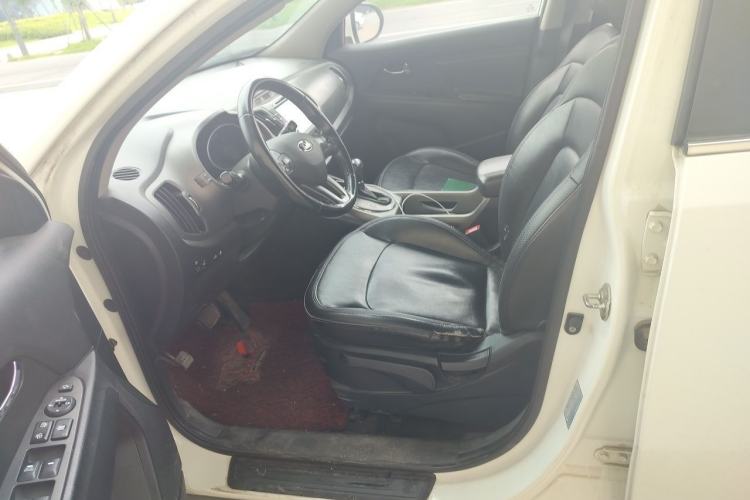 Used Kia Sportage R 2015 2.0L Automatic Two-Wheel Drive DLX Model Driver Seat