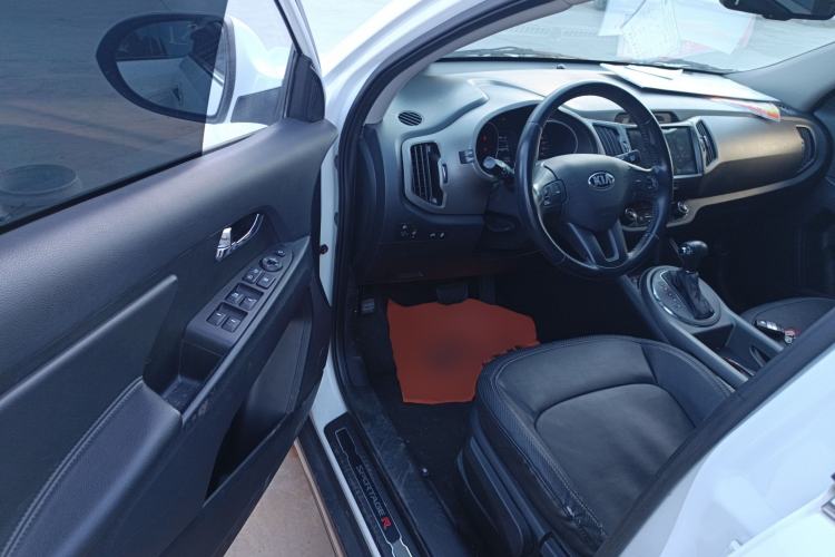 Used Kia Sportage R 2015 2.0L Automatic Two-Wheel Drive DLX Model Driver Seat