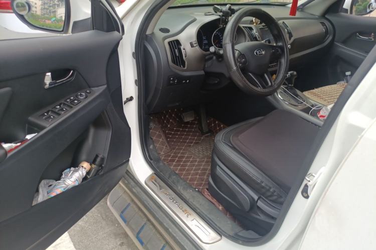 Used Kia Sportage R 2015 2.0L Automatic Two-Wheel Drive DLX Model Driver Seat
