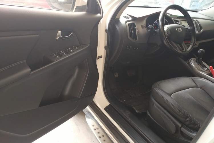 Used Kia Sportage R 2015 2.0L Automatic Two-Wheel Drive GLS Driver Seat