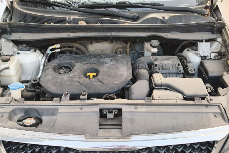 Used Kia Sportage R 2015 2.0L Automatic Two-Wheel Drive GL Engine Bay
